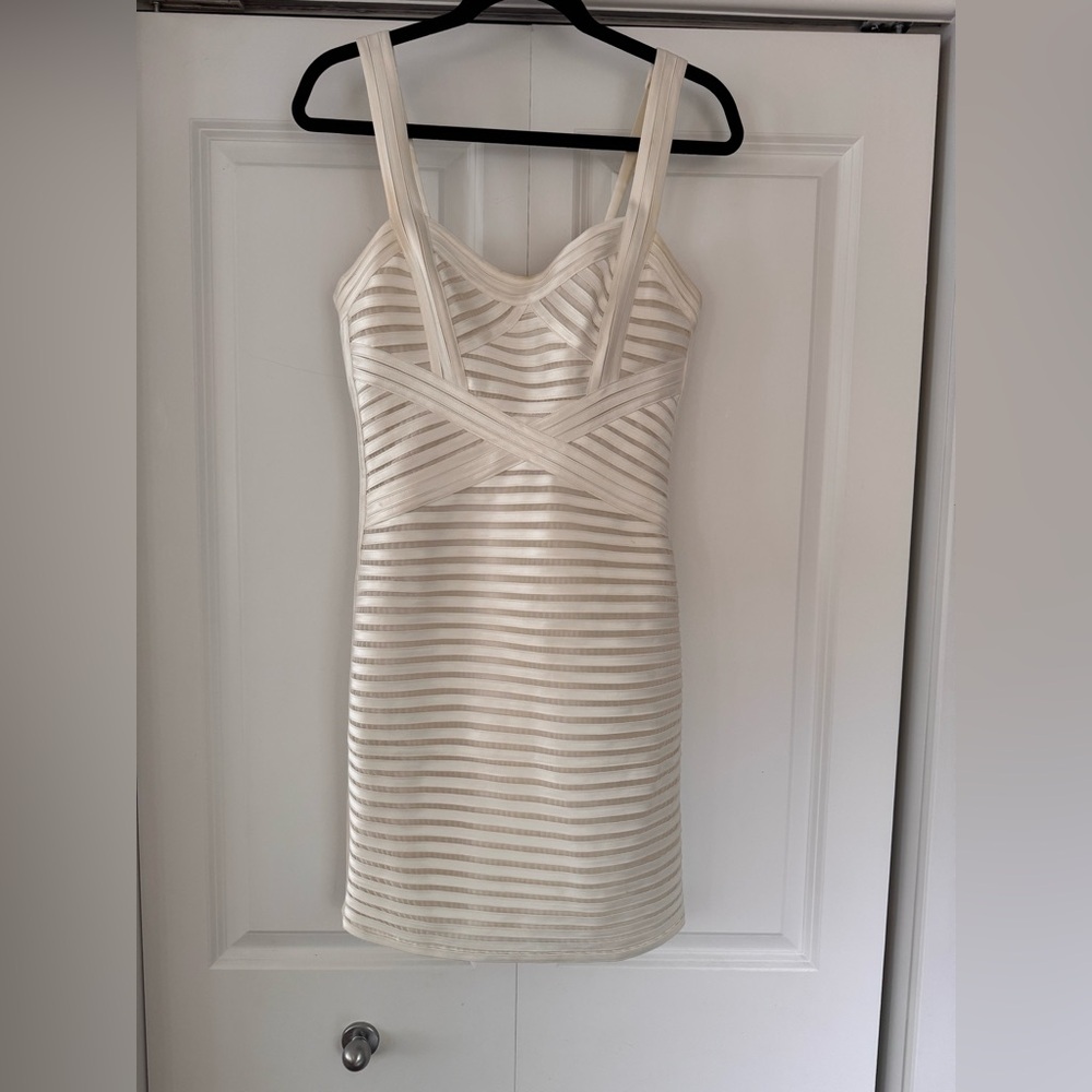 White BCBG body con mini dress